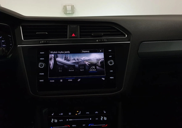 Volkswagen Tiguan cena 124999 przebieg: 108000, rok produkcji 2022 z Gdańsk małe 781